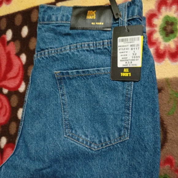 NWT Wide leg jeans - Picture 4 of 6